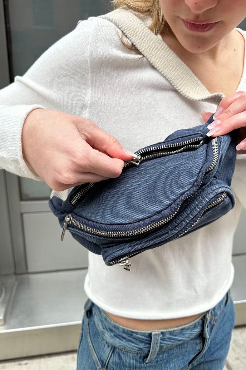 Sacs Brandy Melville Fanny Pack Bleu Marine | XCE-40577544